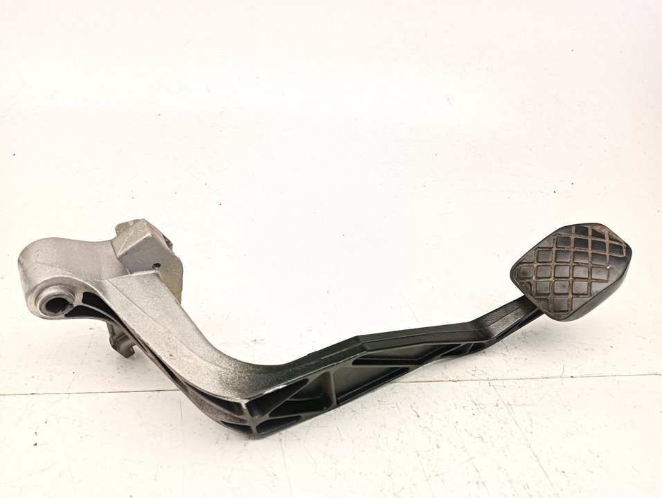 Pedal embrague Audi A6 (4B2)