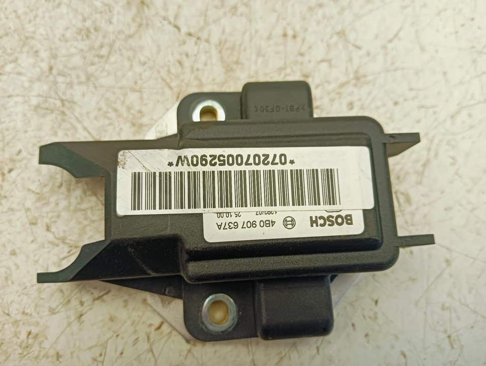 Sensor aceleración Audi A6 (4B5)