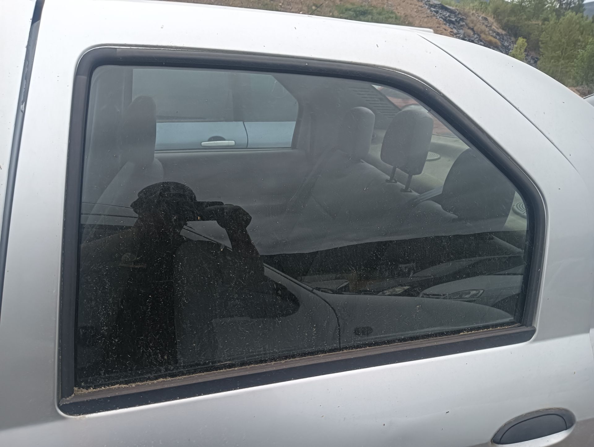 Luna Dacia Logan 1