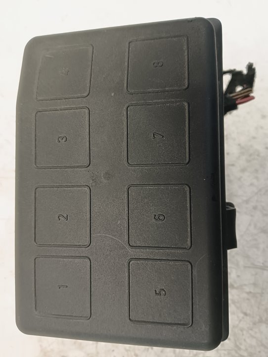 Caja relés / fusibles Opel Astra G