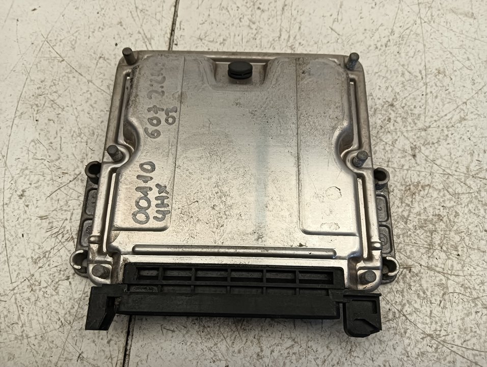 Centralita motor uce Peugeot 607 (S1)