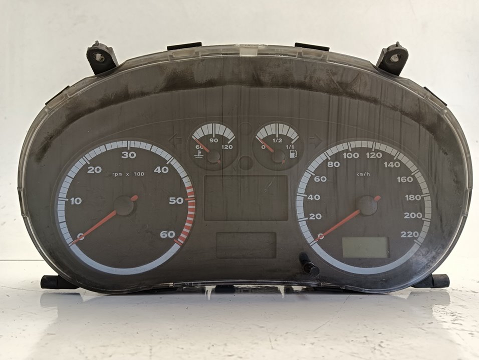 Cuadro instrumentos Peugeot 206
