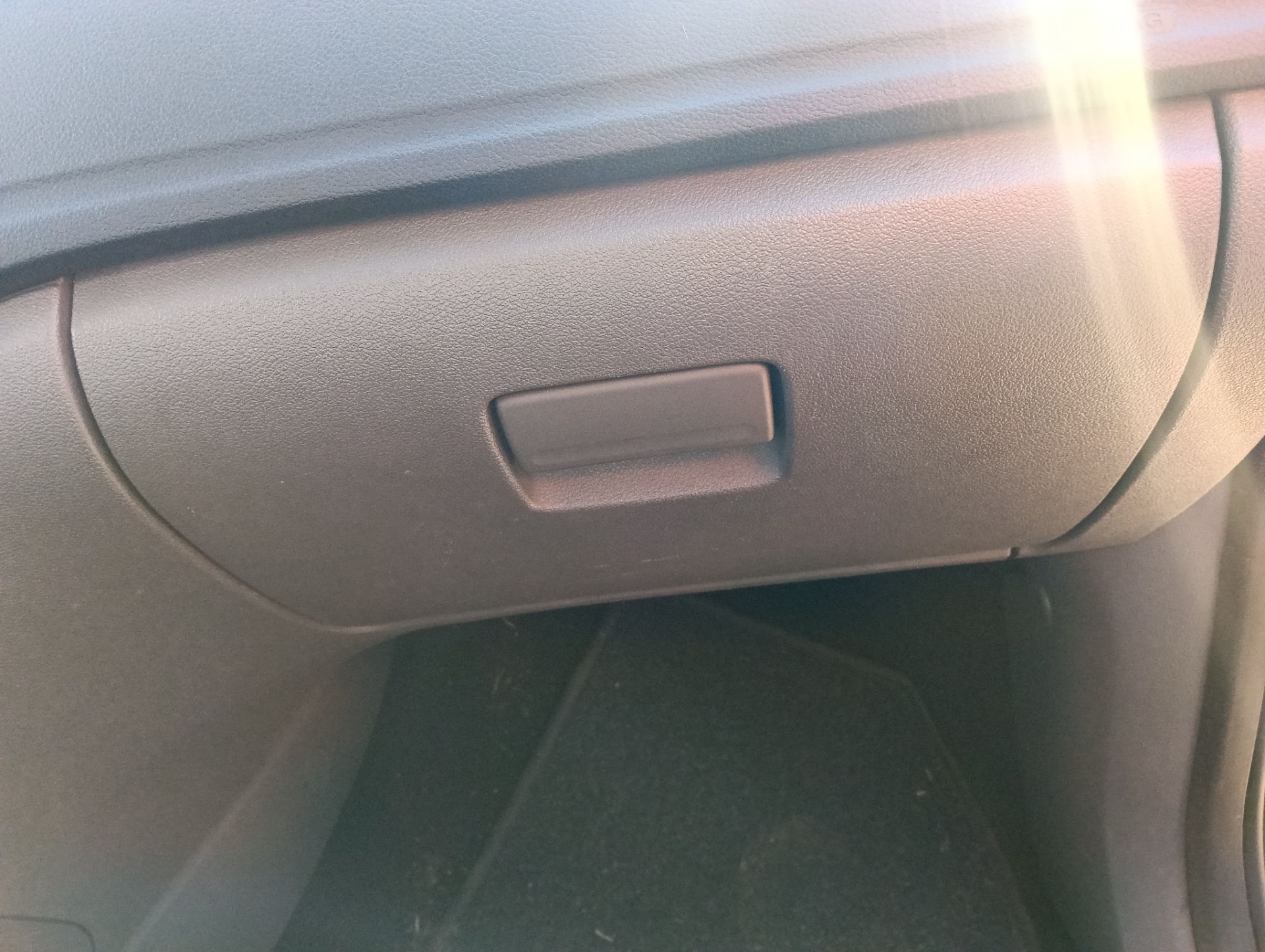 Guantera Ford Focus Sportbreak (CB4)
