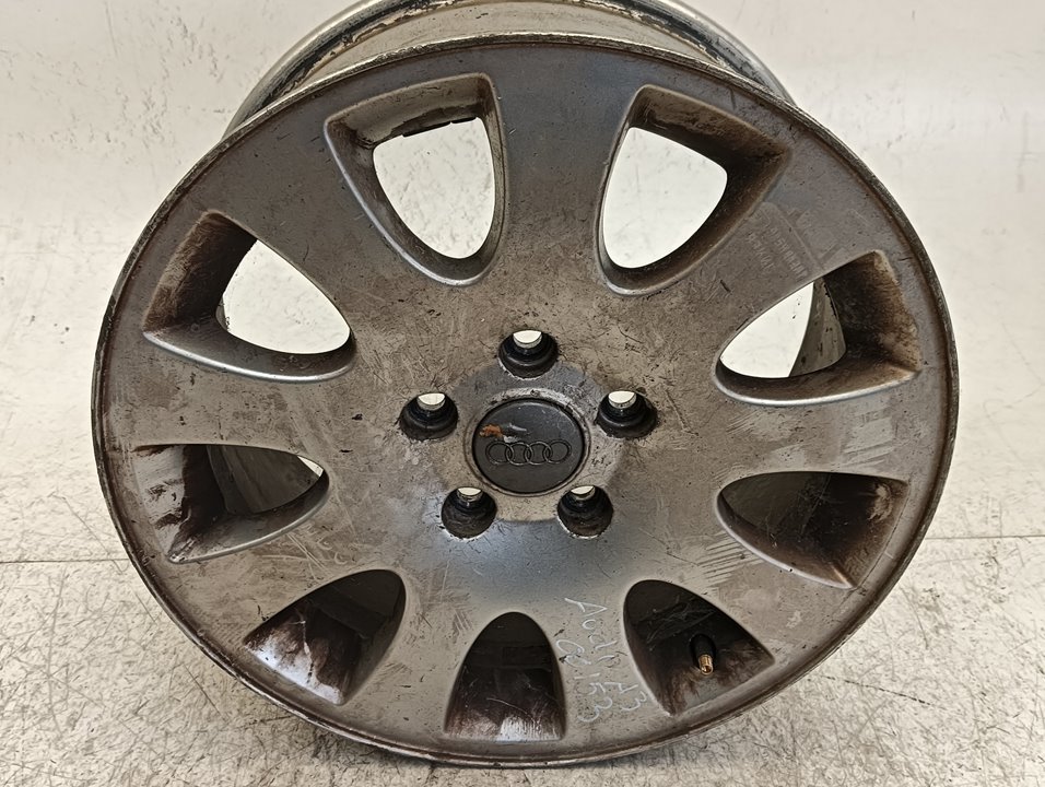 Llanta Audi A6 (4B5)