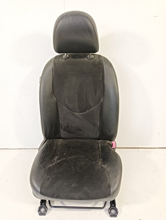 Asiento Toyota RAV4 (A3)