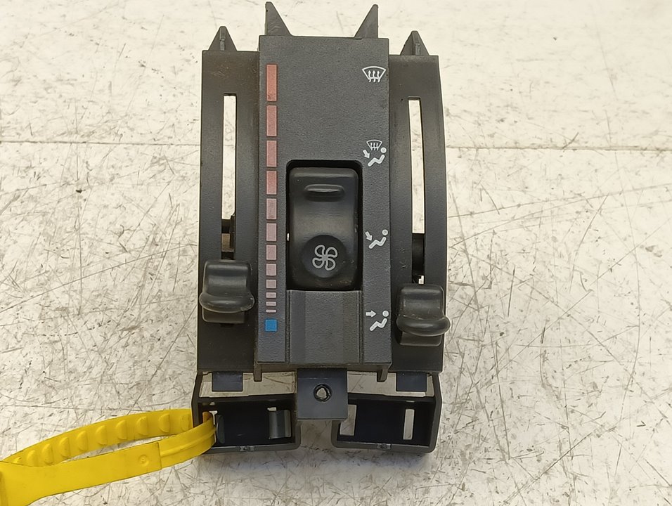 Mando climatizador Renault Express