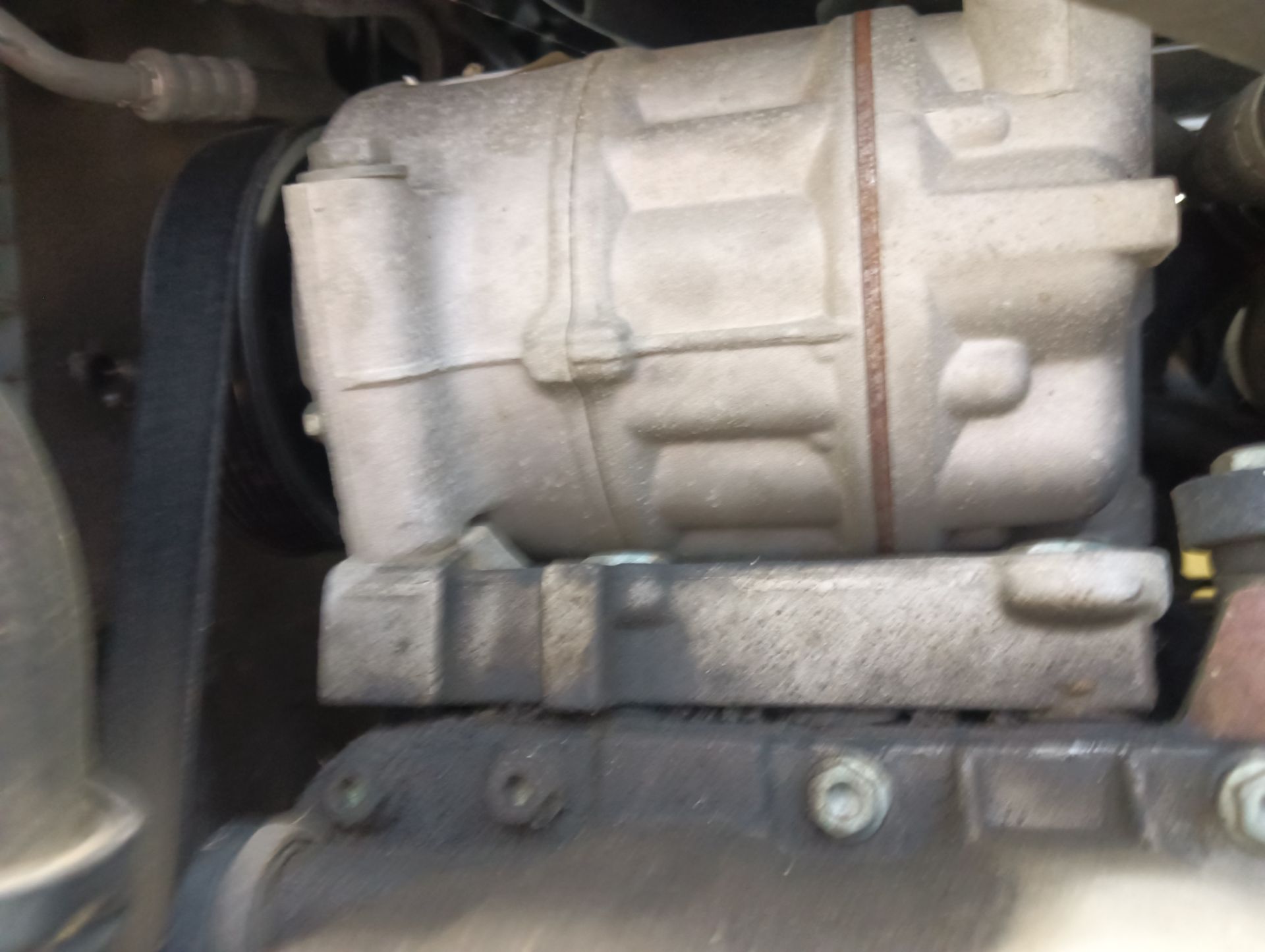 Compresor aire acondicionado Volkswagen Golf V (1K1)