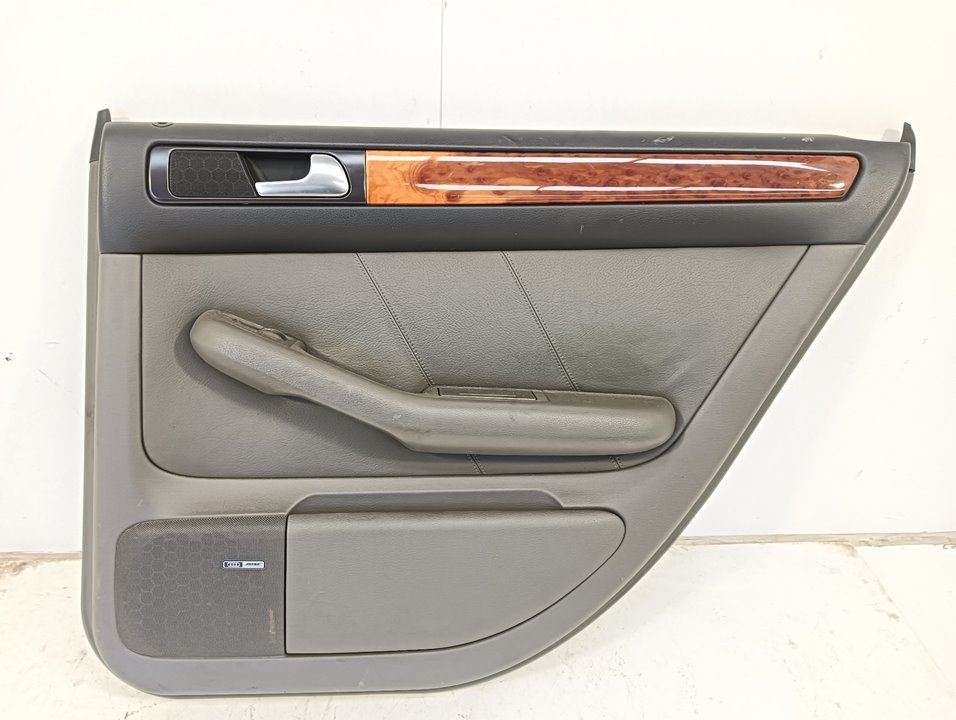 Guarnecido puerta Audi A6 (4B2)