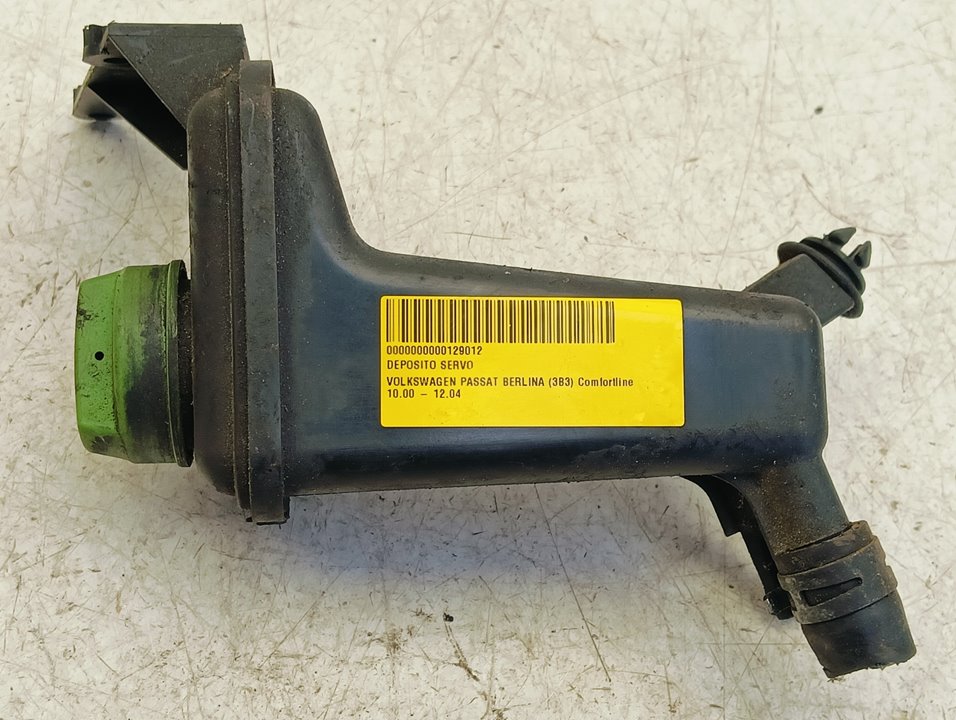 Depósito servo Volkswagen Passat (3B3)