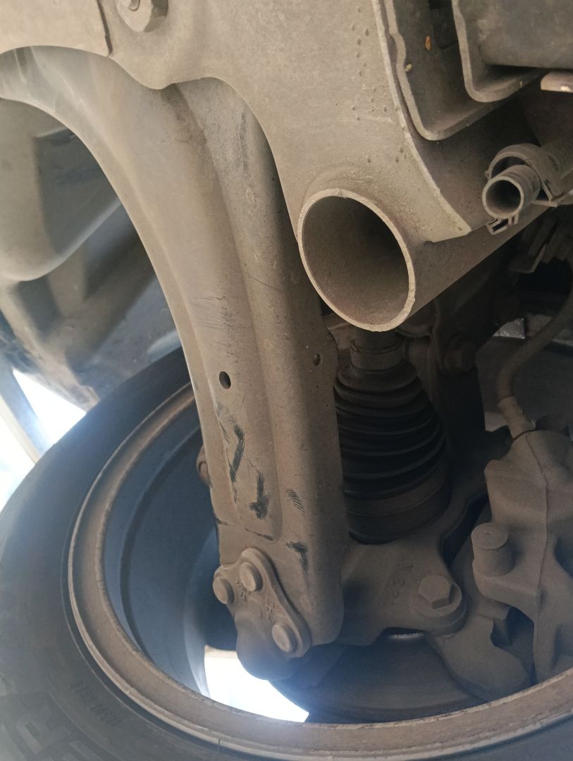 Brazo suspensión Renault Megane III