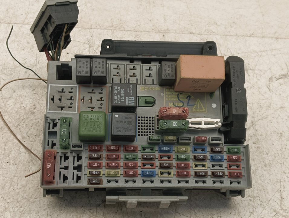 Caja relés / fusibles Opel Astra G