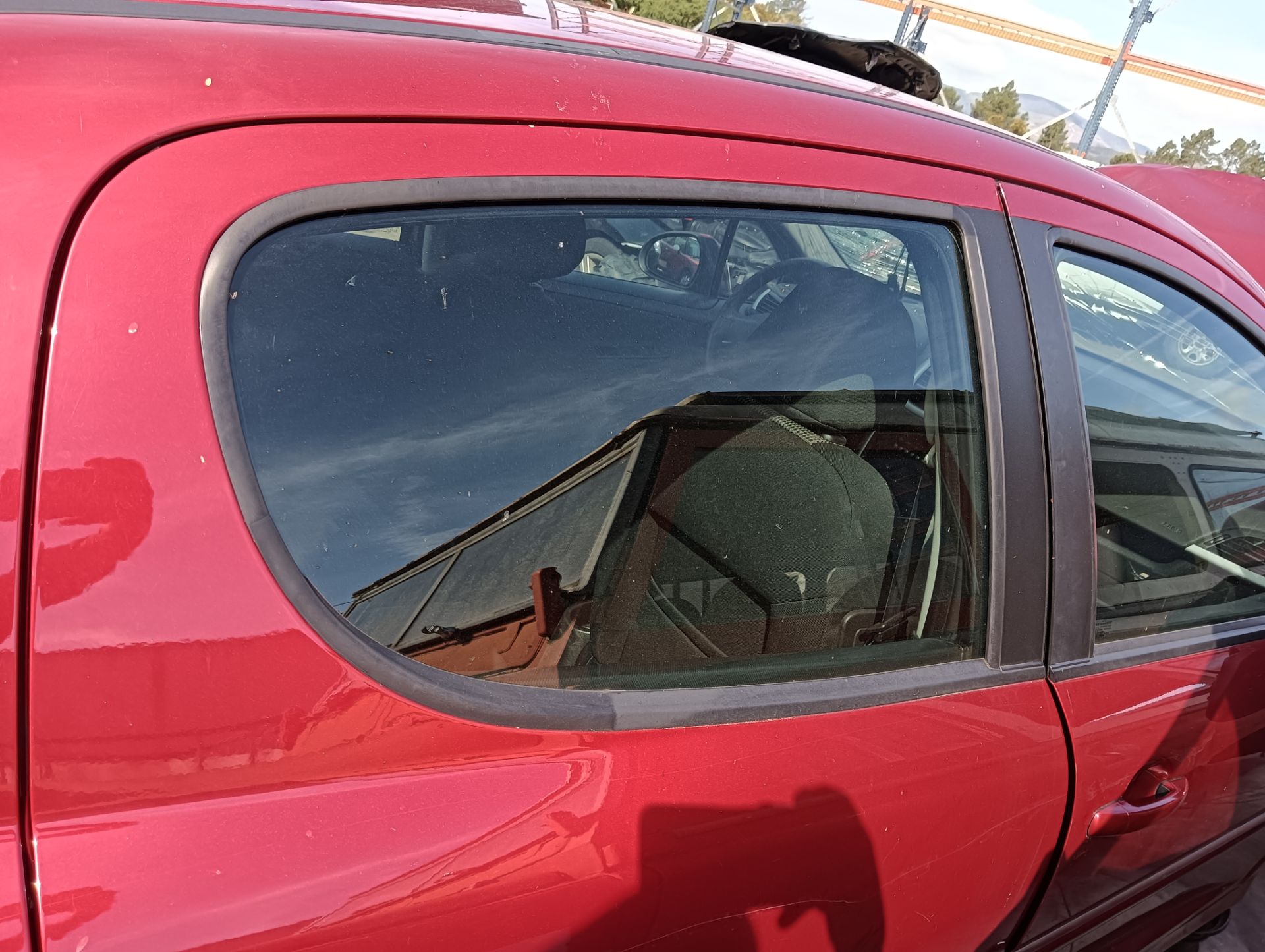 Luna Peugeot 207