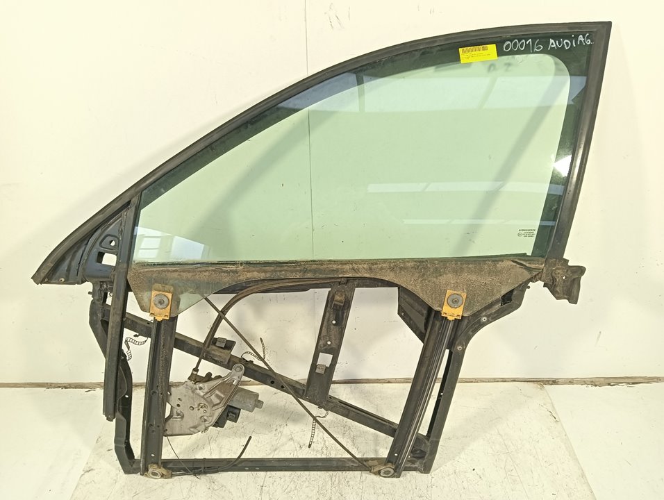 Elevalunas Audi A6 (4B5)