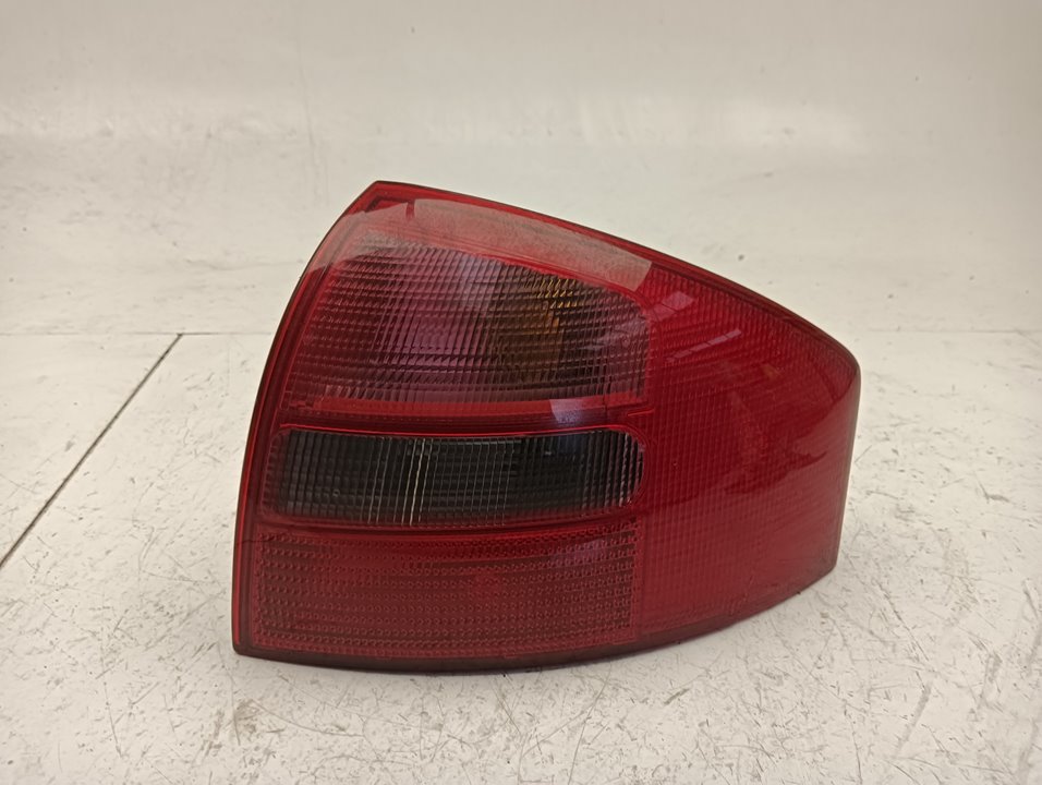 Piloto Audi A6 (4B2)
