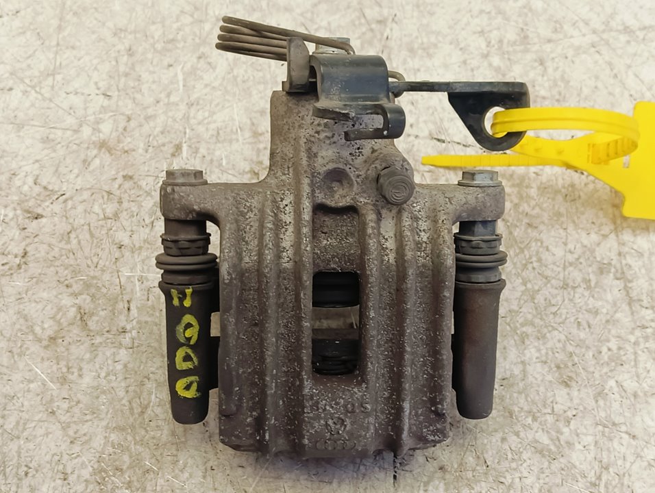 Pinza de freno Audi A6 (4B5)