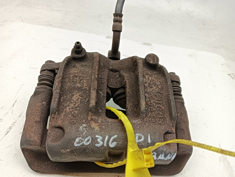 Pinza de freno Nissan Terrano II (R20)