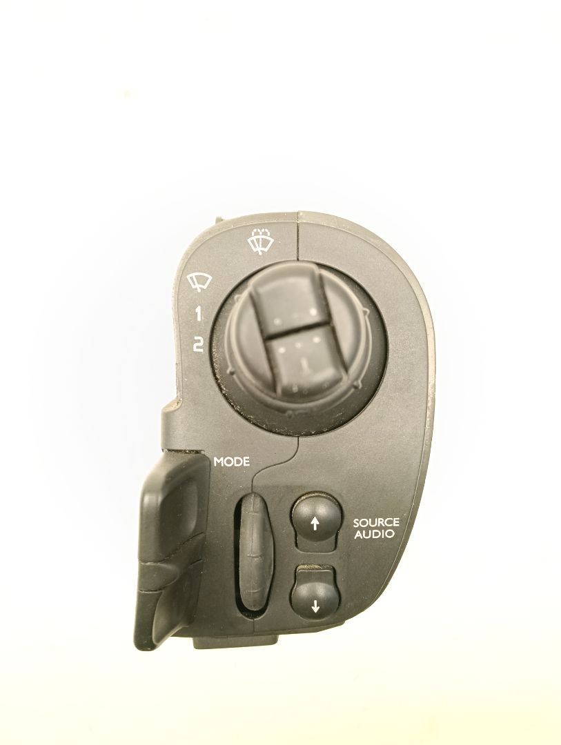 Mando limpia Renault Clio III