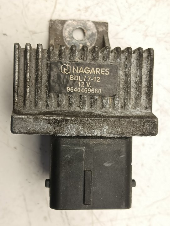Caja precalentamiento Peugeot 207