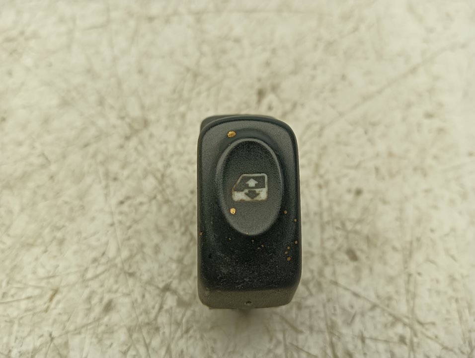 Mando elevalunas Renault Megane I (LA0)