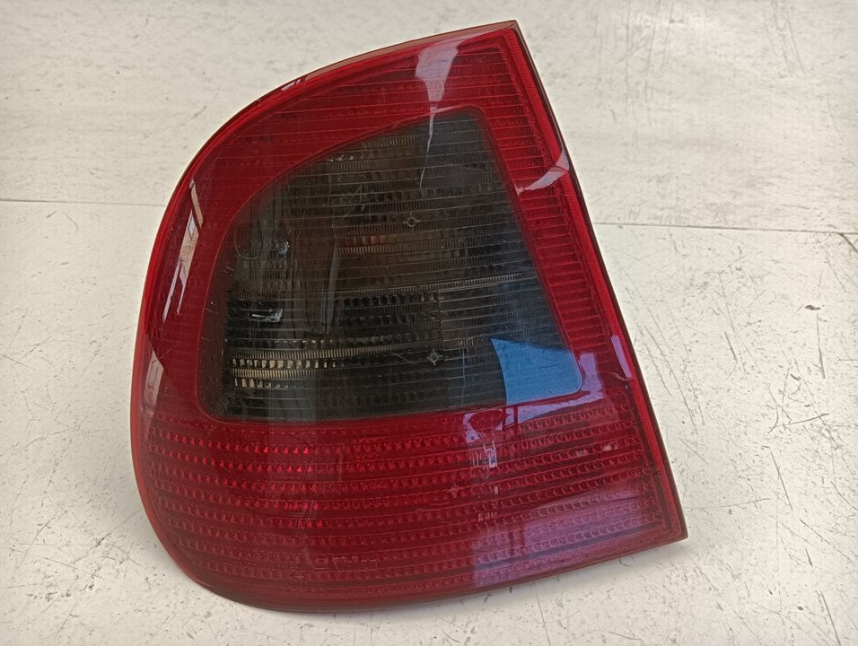 Piloto SEAT Cordoba (6K2)