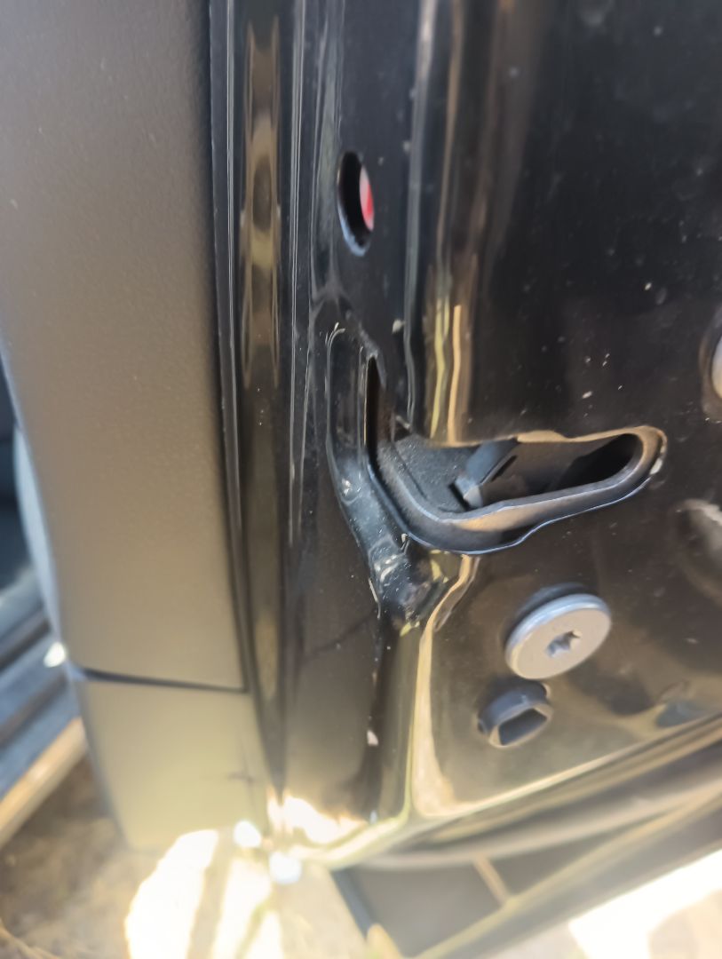 Cerradura puerta Peugeot 407