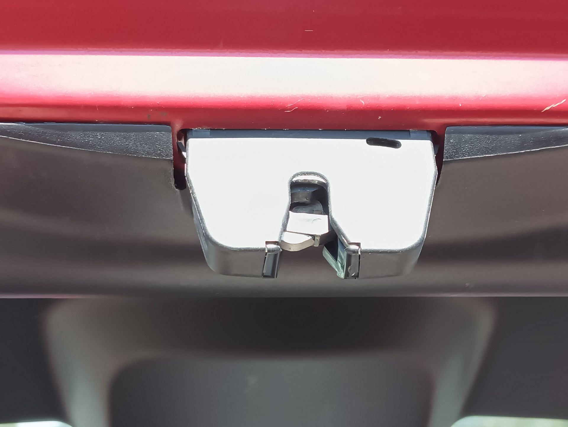 Cerradura maletero / portón Peugeot 308