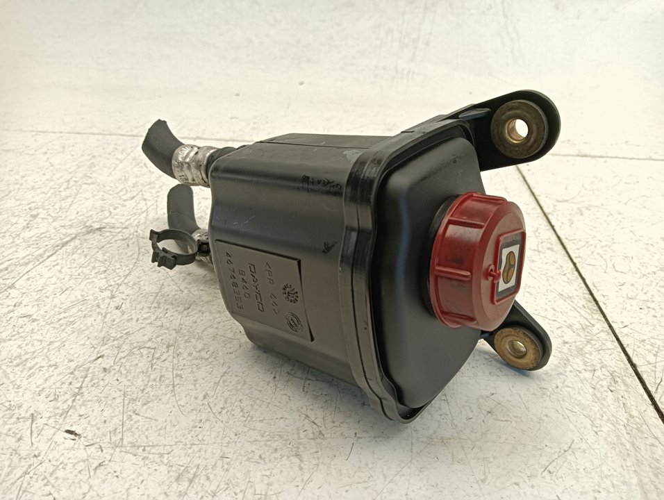 Depósito servo Alfa Romeo 147 (190)