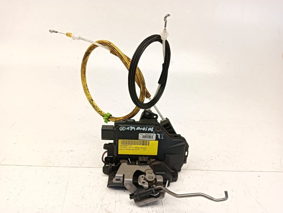 Cerradura puerta Audi A6 (4B2)