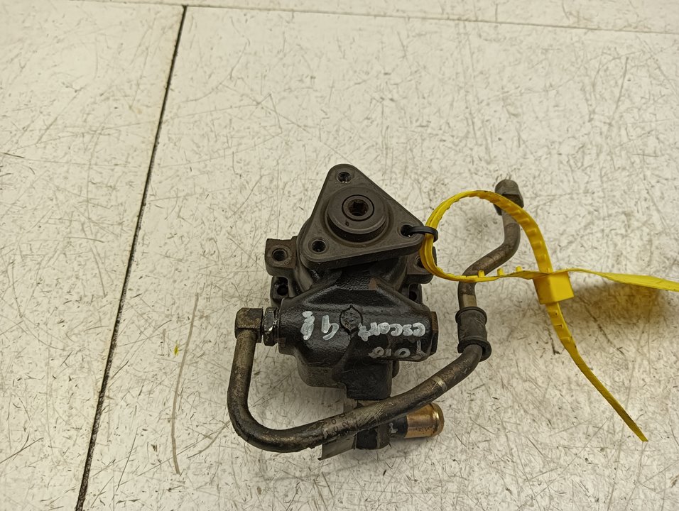 Bomba dirección Ford Escort