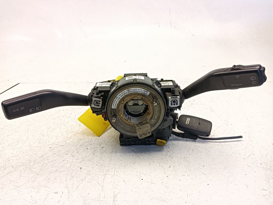 Mando multifuncion Audi A3 (8P1)