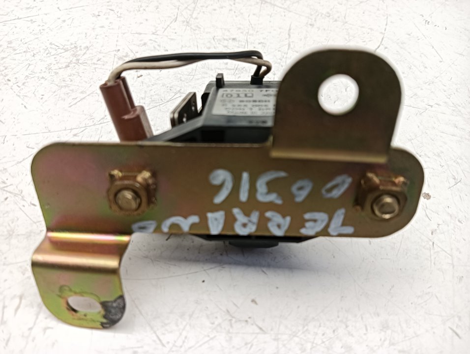 Sensor Nissan Terrano II (R20)