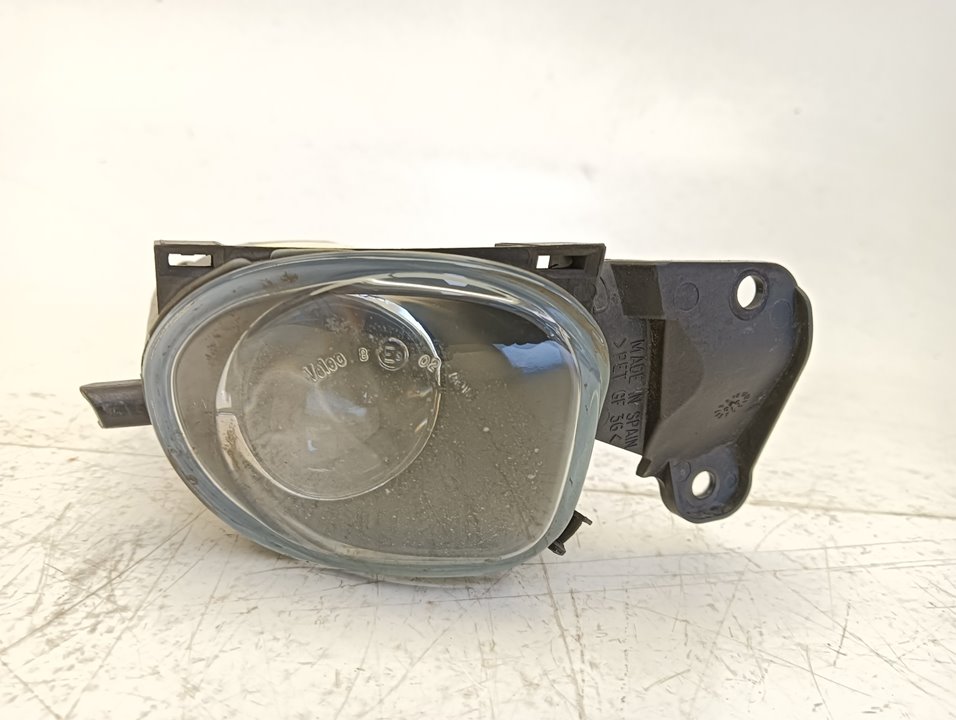 Faro antiniebla Audi A6 (4B2)