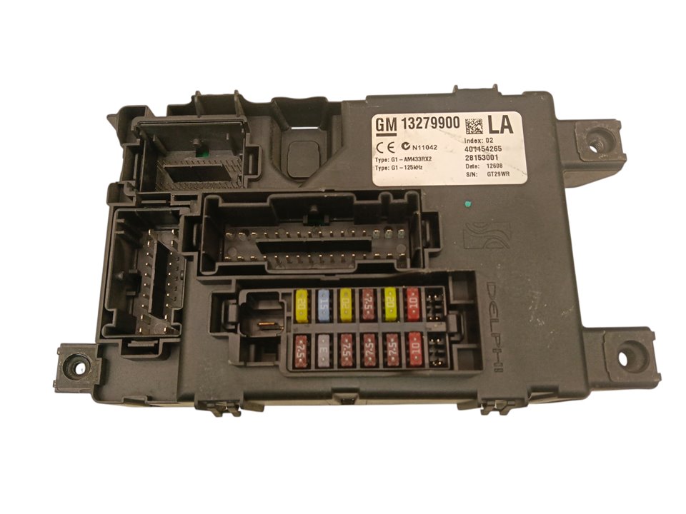 Caja relés / fusibles Opel Corsa