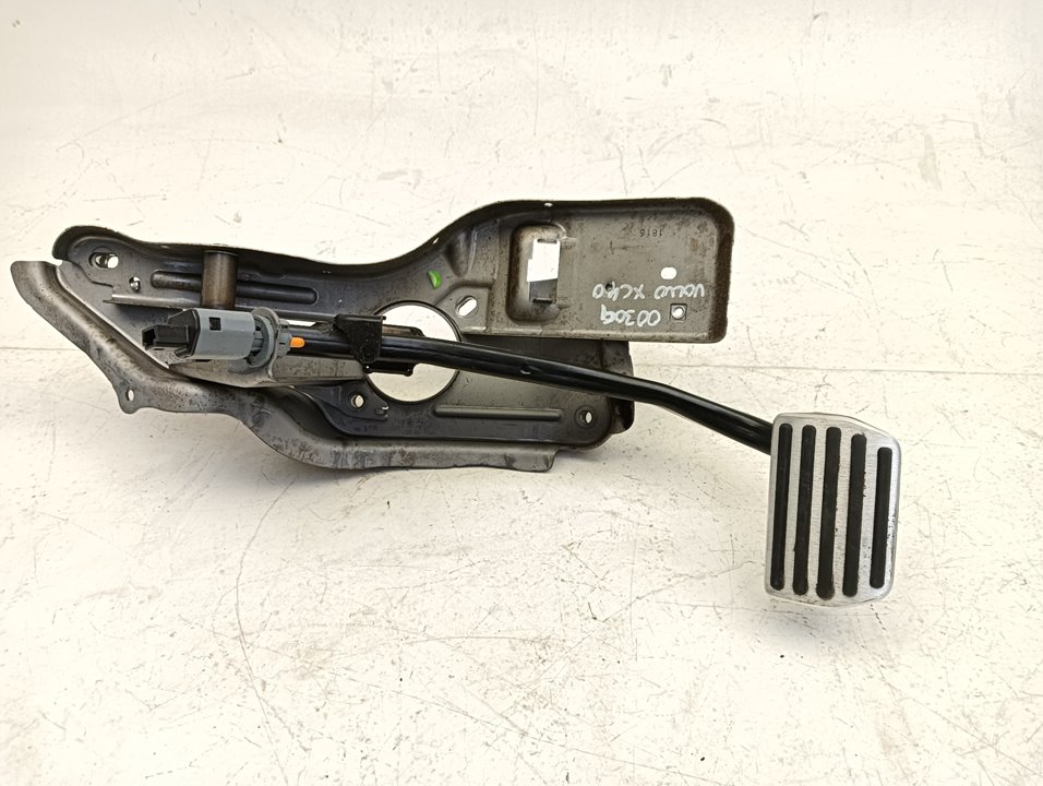 Pedal freno Volvo XC40