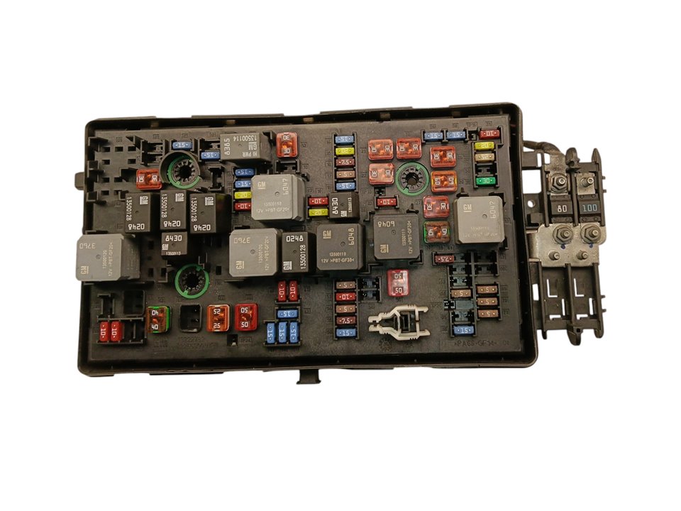 Caja relés / fusibles Opel Insignia
