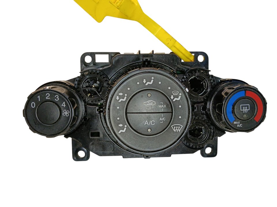 Mando climatizador Ford Fiesta (CB1)