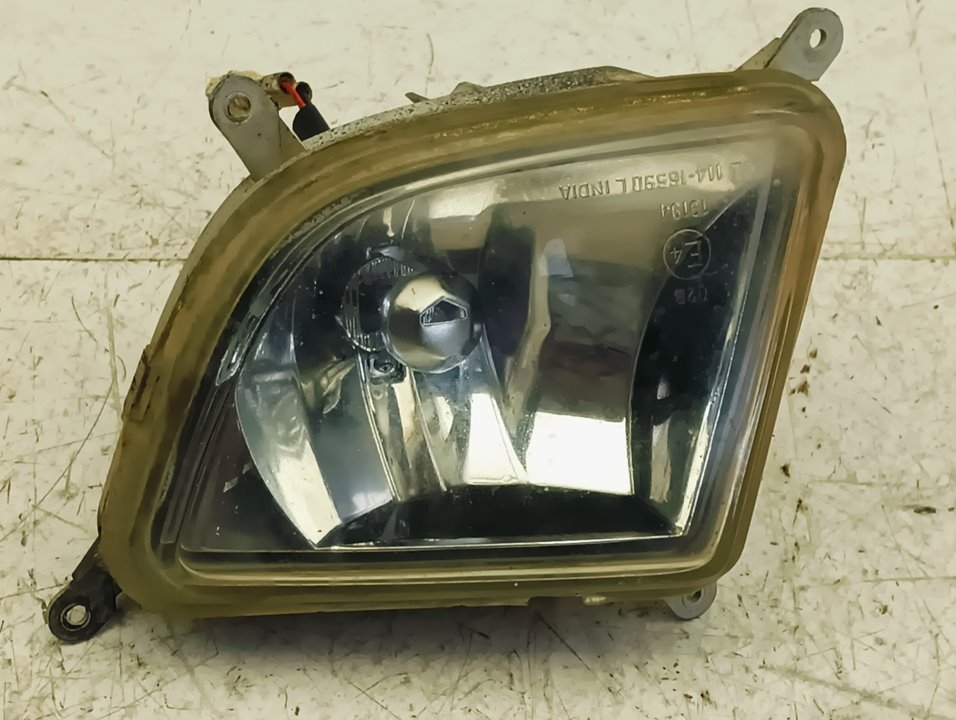 Faro antiniebla izquierdo Tata Gran Safari, foto 1 de 4