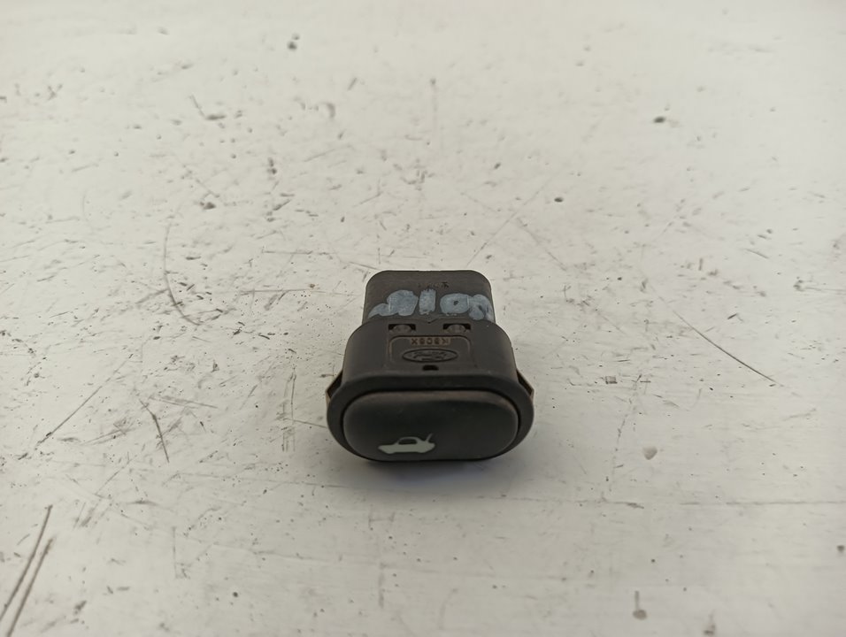Mando luces Ford Fiesta (CBK)
