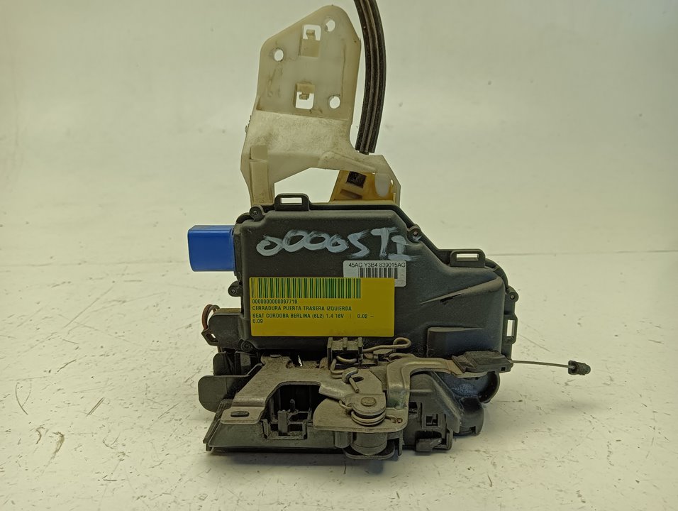 Cerradura puerta SEAT Cordoba (6L2)