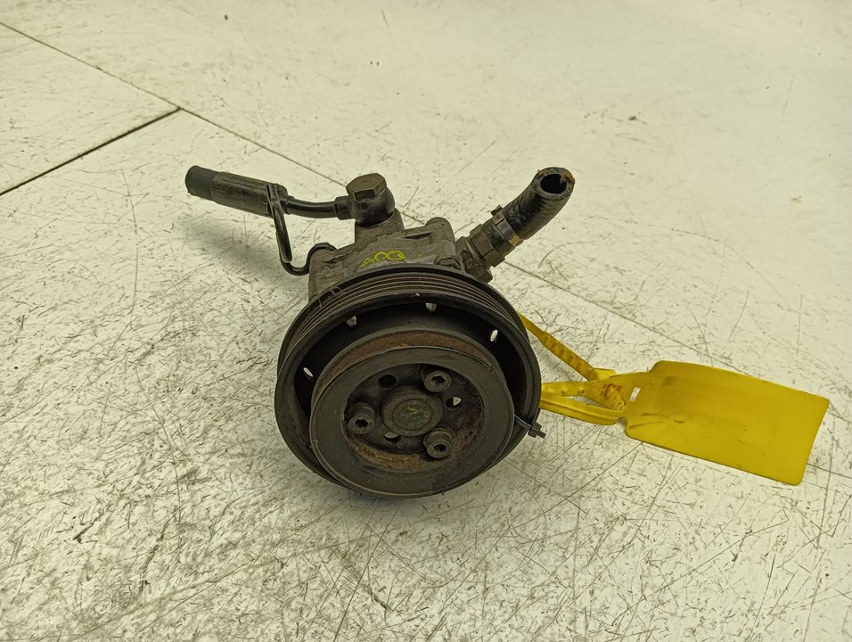 Bomba dirección Audi A4 (B5)