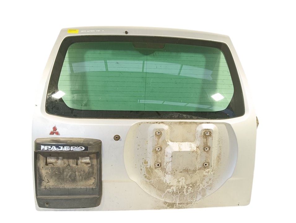 Portón Mitsubishi Montero (V60/V70)