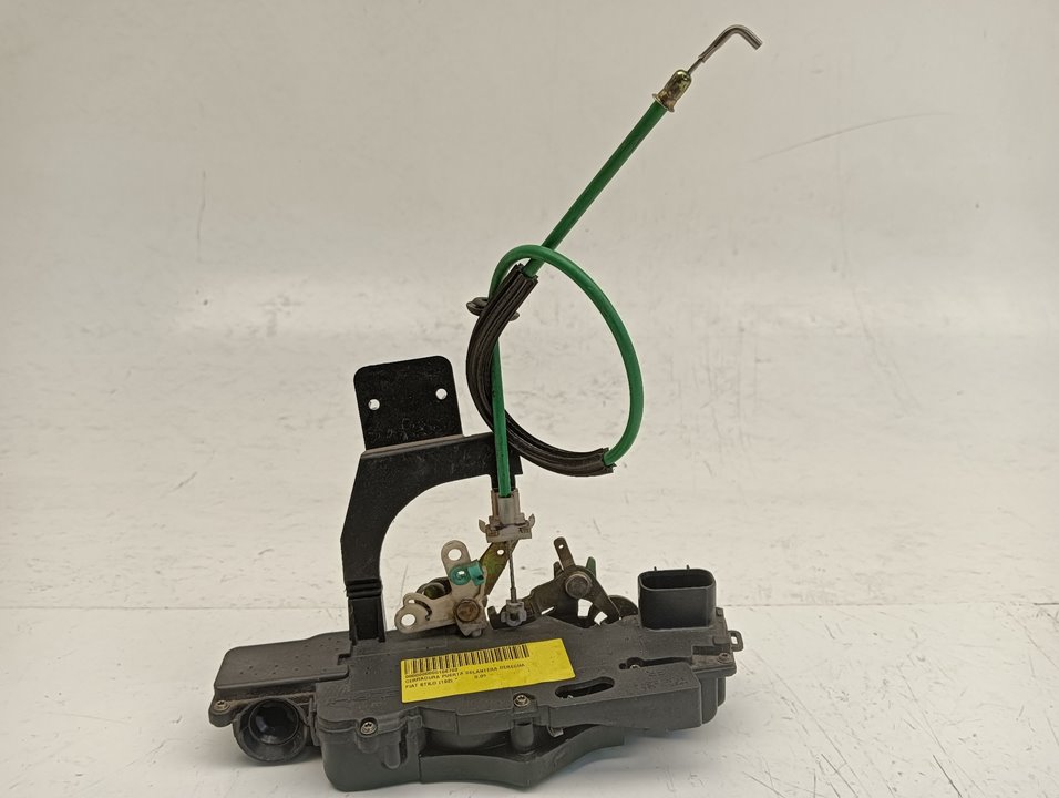 Cerradura puerta Fiat Stilo * (192)