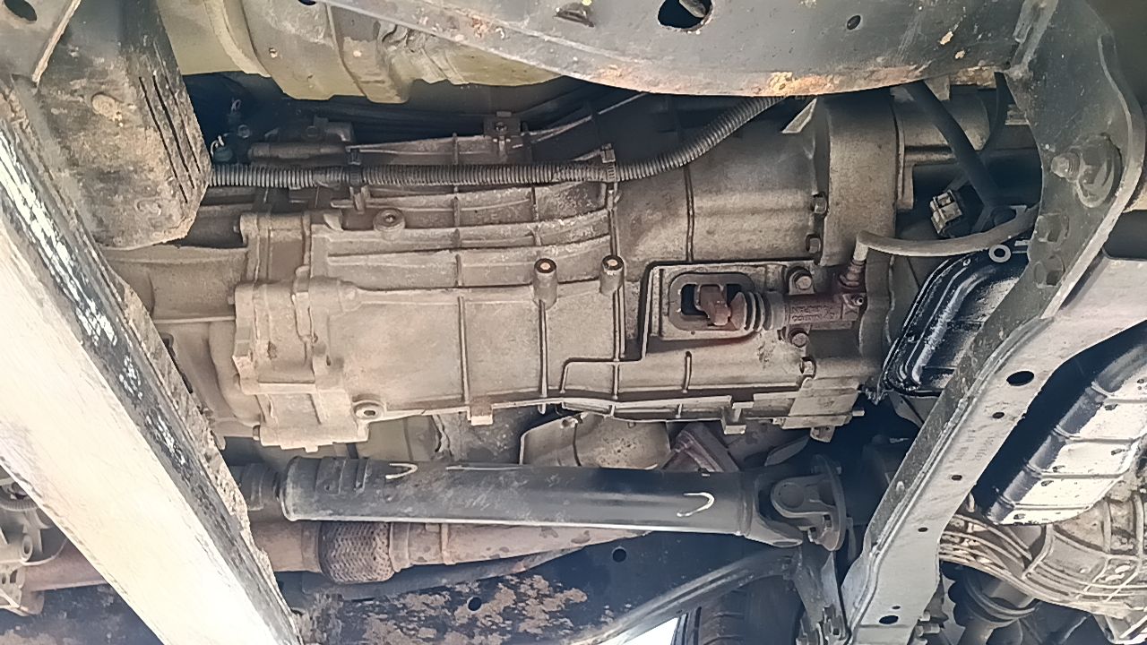 Caja cambios Nissan Navara (D40M), foto 1 de 2