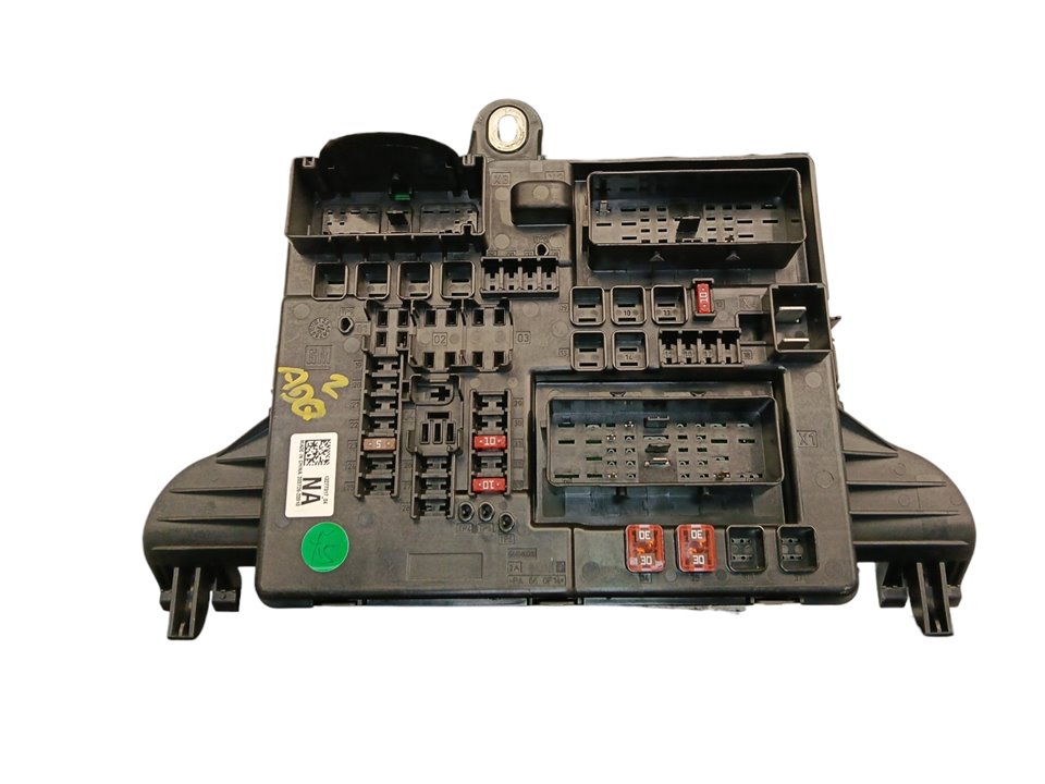 Caja relés / fusibles Opel Insignia