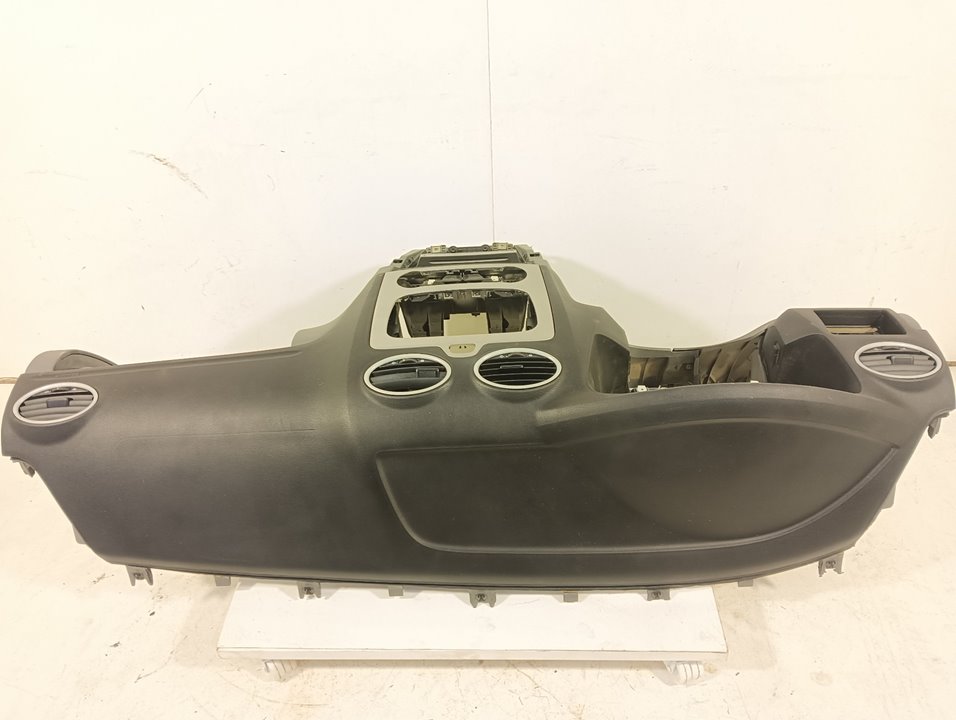 Salpicadero Ford Focus (CB4)