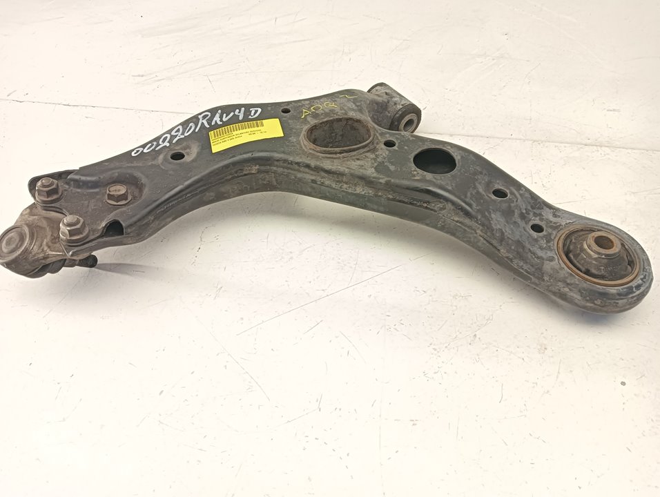 Brazo suspensión Toyota RAV4 (A3)
