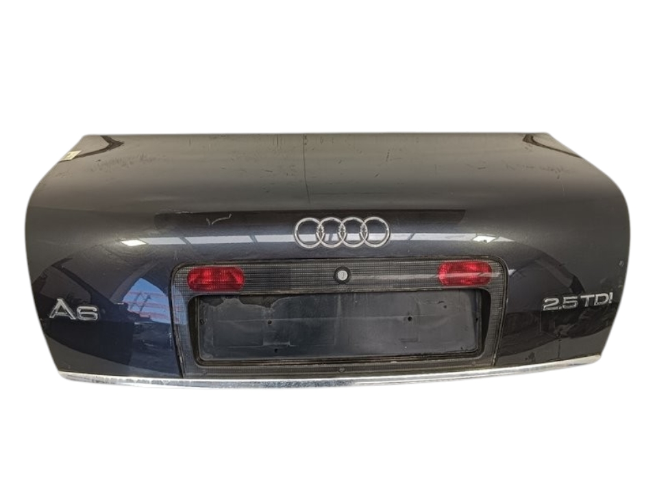 Portón Audi A6 (4B5)