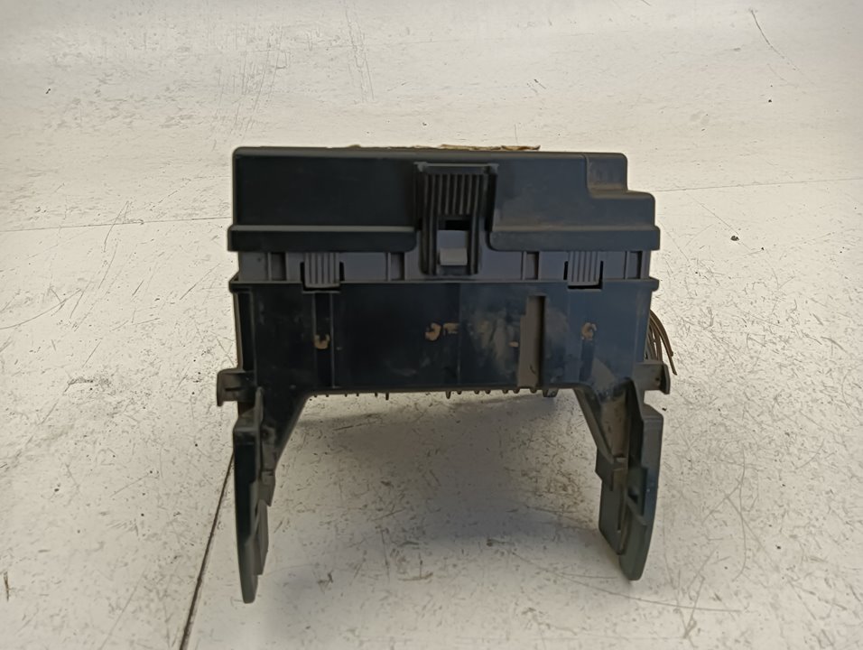 Caja relés / fusibles Ford Transit New Line (TT9)