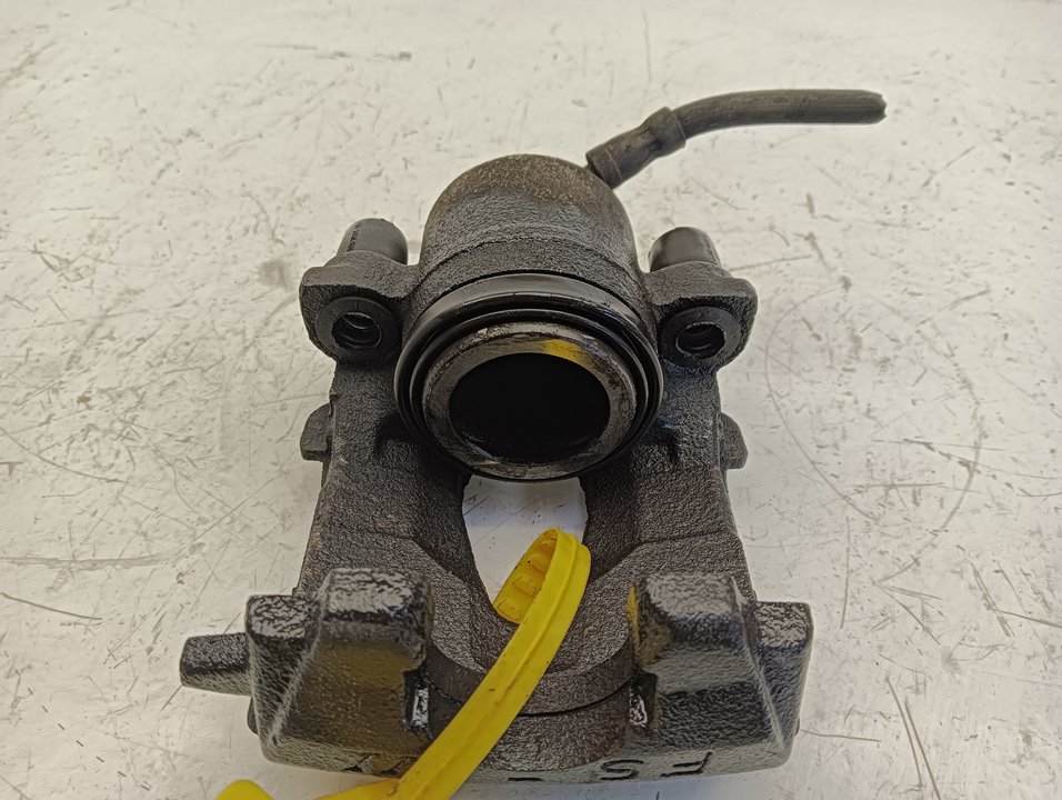 Pinza de freno delantera derecha SEAT Ibiza (6L1), foto 1 de 3