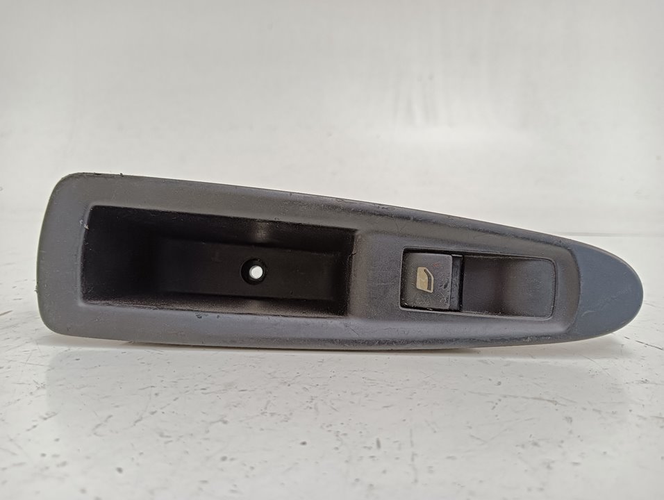 Mando elevalunas trasero derecho Citroën C4, foto 1 de 2